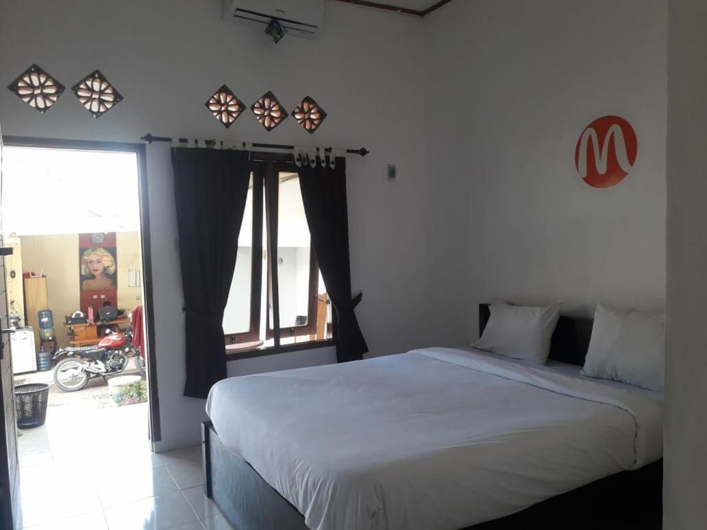 Mugeni Homestay Senggigi Ngoại thất bức ảnh